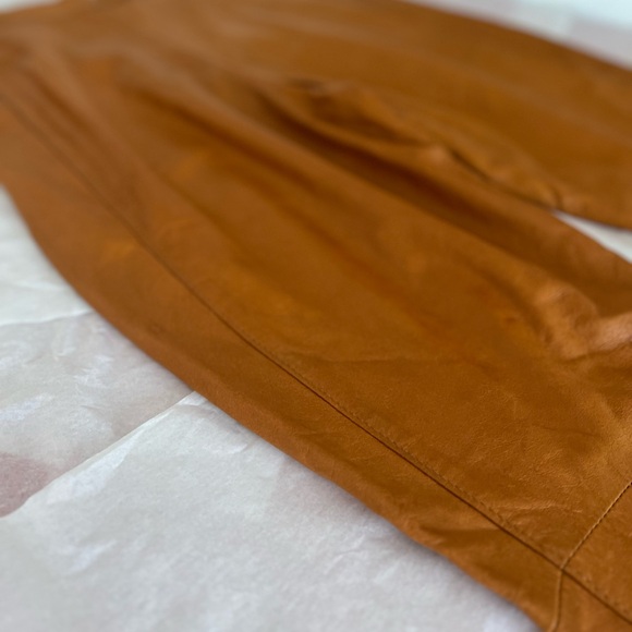 VINTAGE 80s S pleated leather carrot pants camel tan Made in France lined MINT - Picture 16 of 16